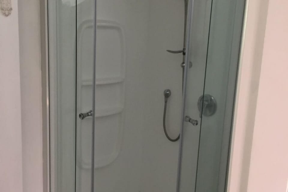 Modern shower