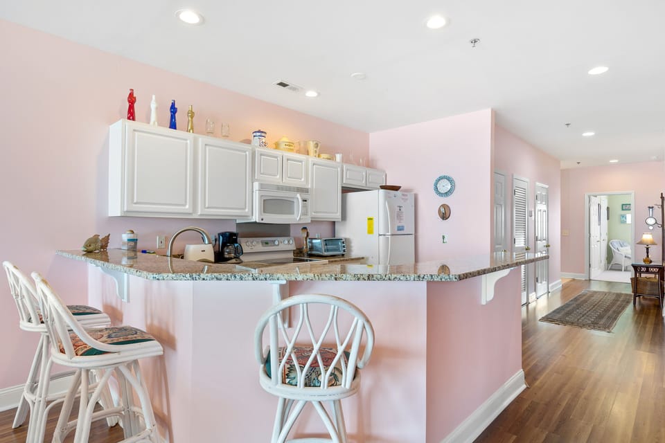 Fully-equipped kitchen