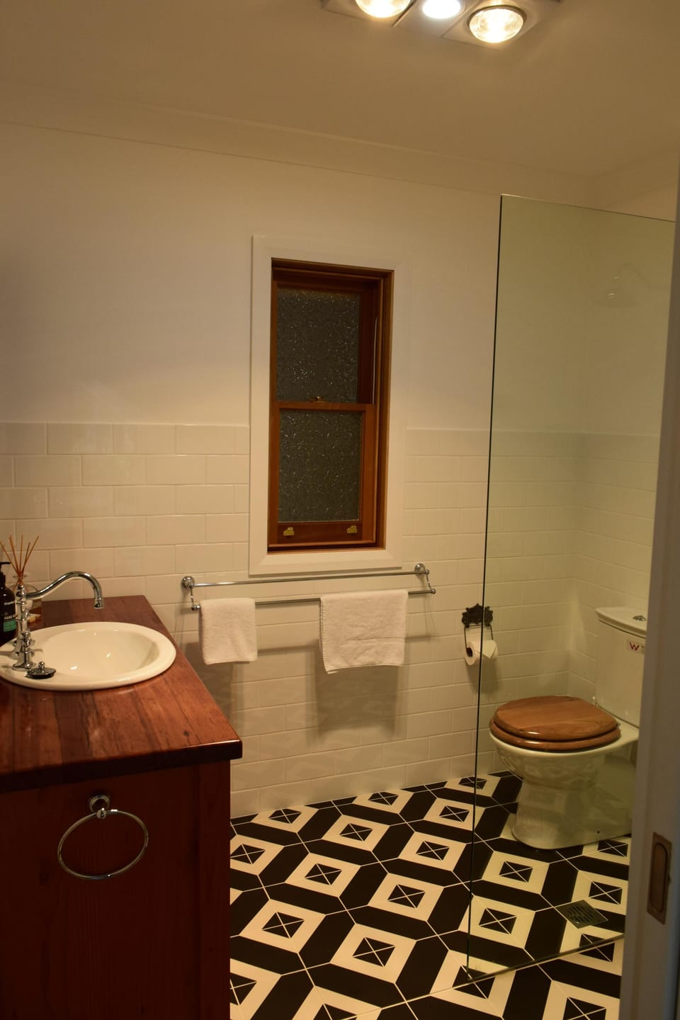 Gorgeous new ensuite bathroom