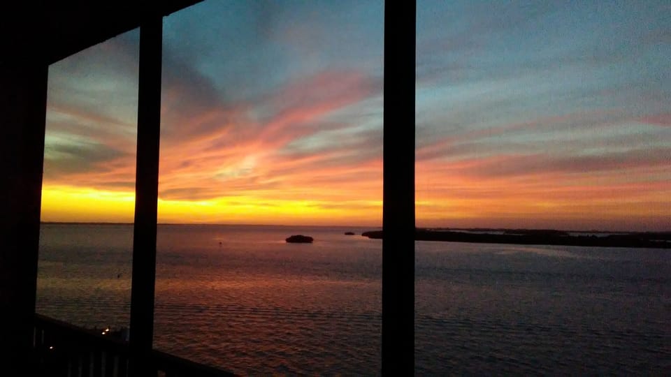 Panoramic Beachfront 2 Bdrm 2 Bath Luxury 8th Floor Condo! At Resort.