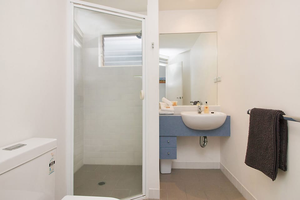 2nd Bathroom