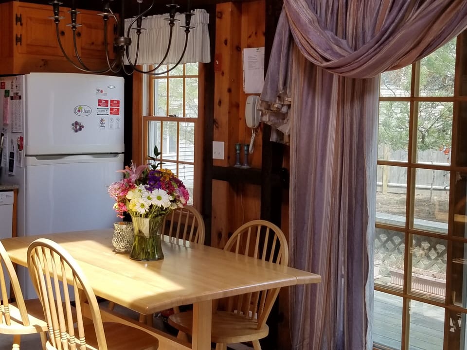 Sunny, well equipped kitchen, for as much or as little as you'd like to cook