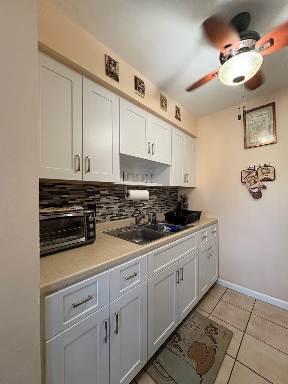 Full Working Kitchen