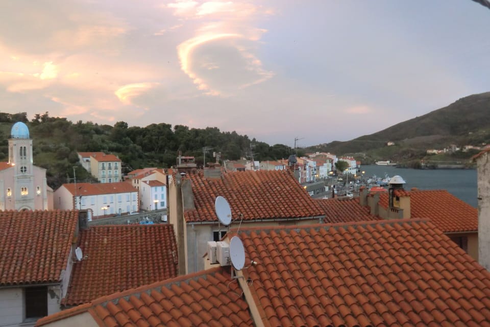 View from the living room balcony, with the Mauresque and the port. 
