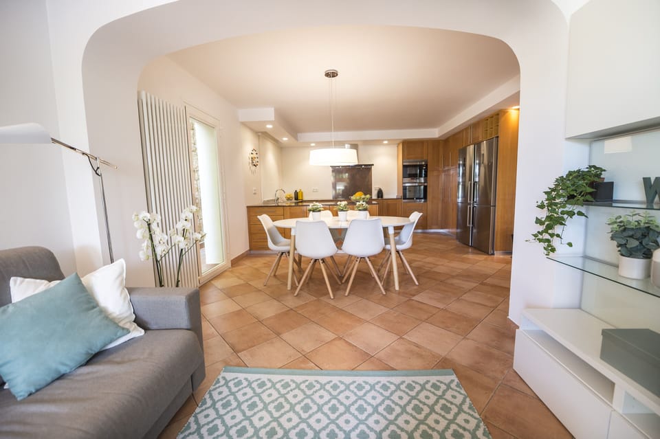 Kitchen area with TV
