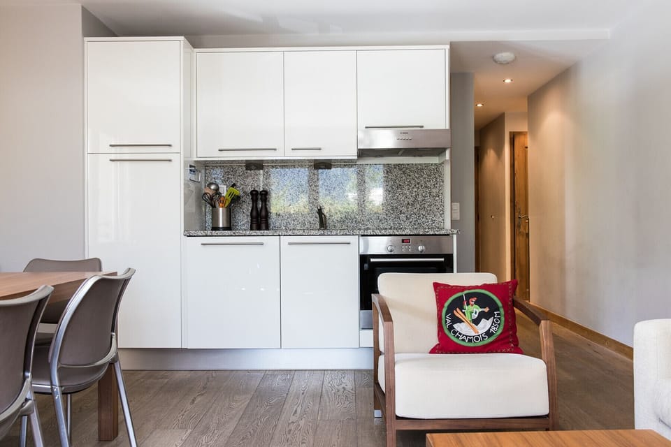 Kitchen with granite worktop