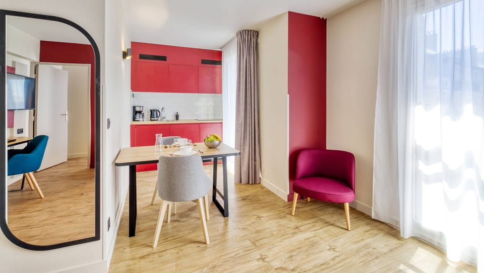 Private kitchenette