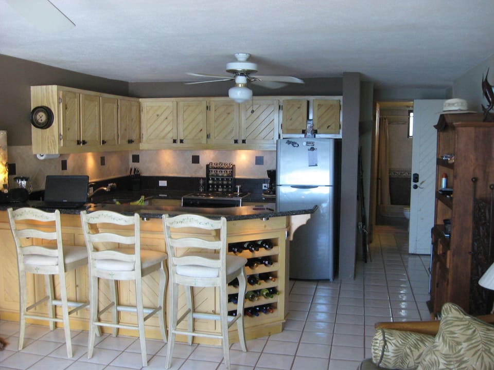 New granite kitchen