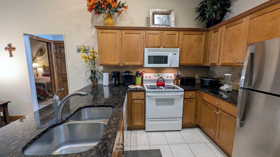 Beaver Creek West K-4 kitchen