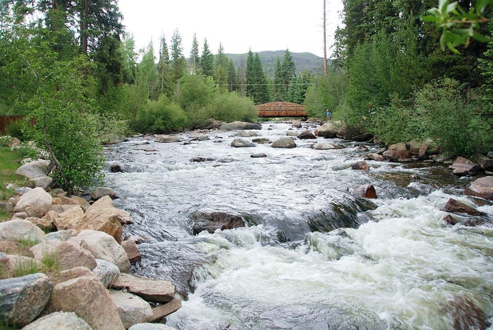 Tonahutu River runs just outside our kitchen door and master bedroom porch.