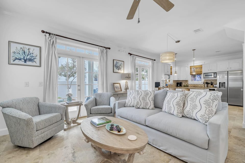 1st Fl Living Area