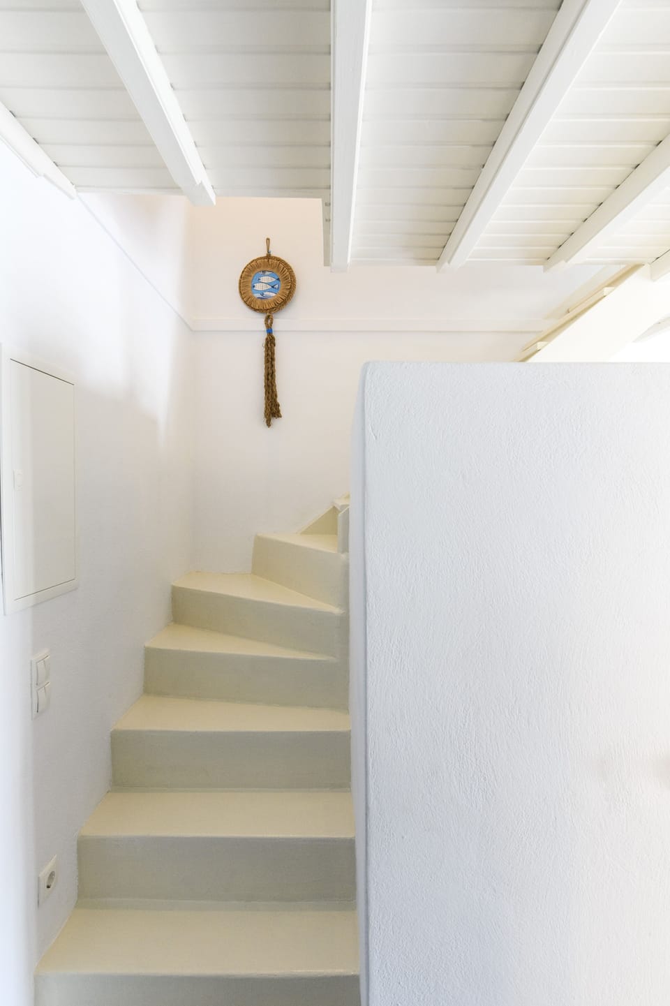 Staircase leading to 1st floor (2 bedrooms and bathroom 1)