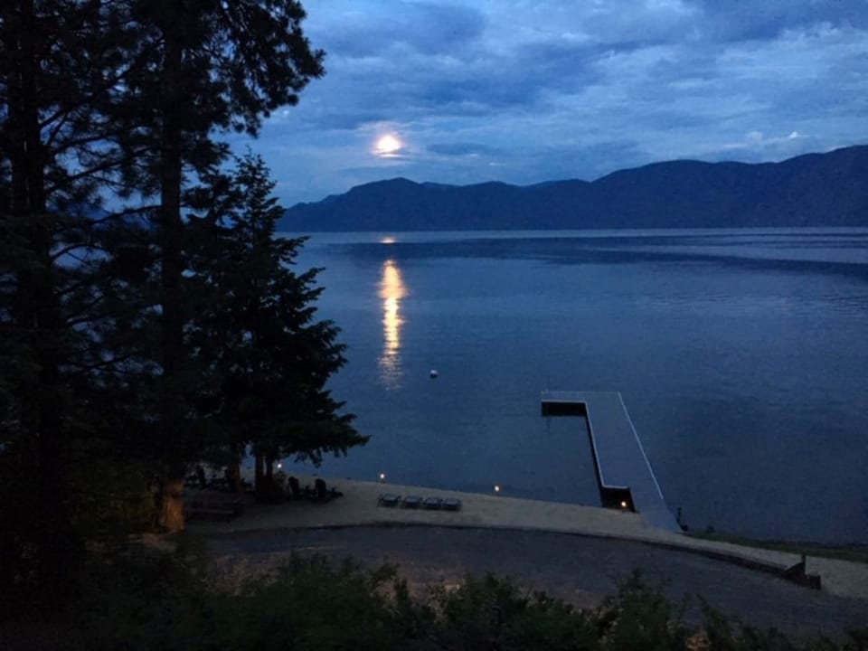 Moon Rise