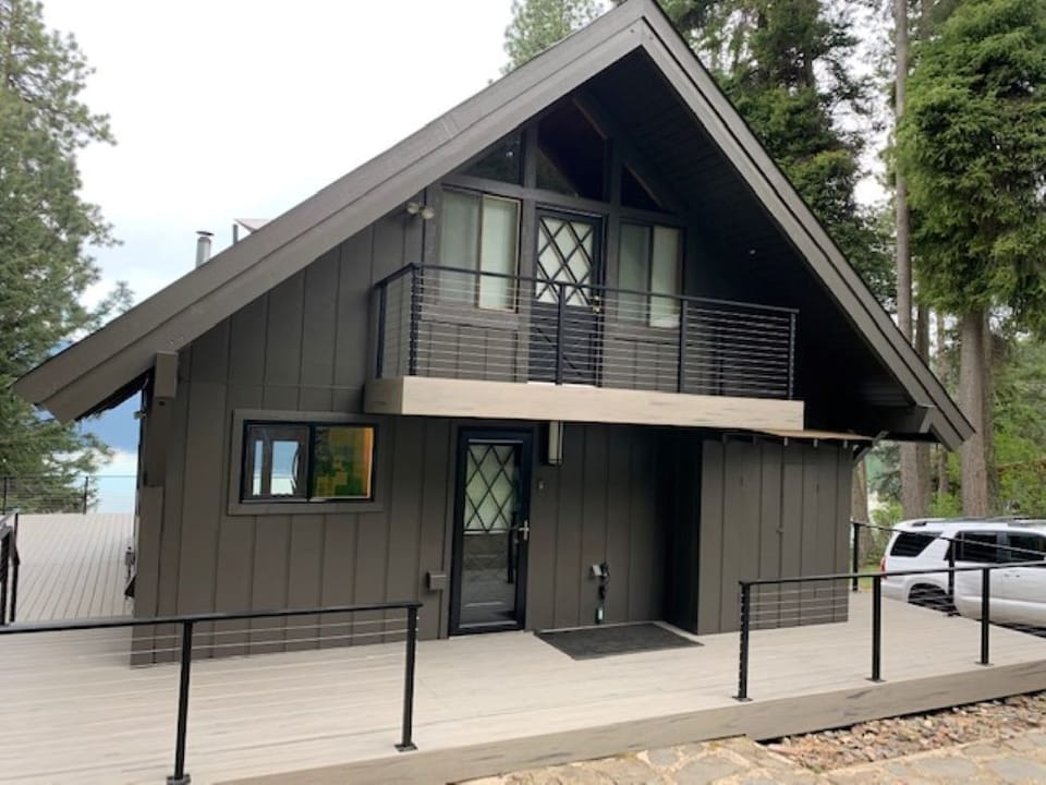 Back of cabin