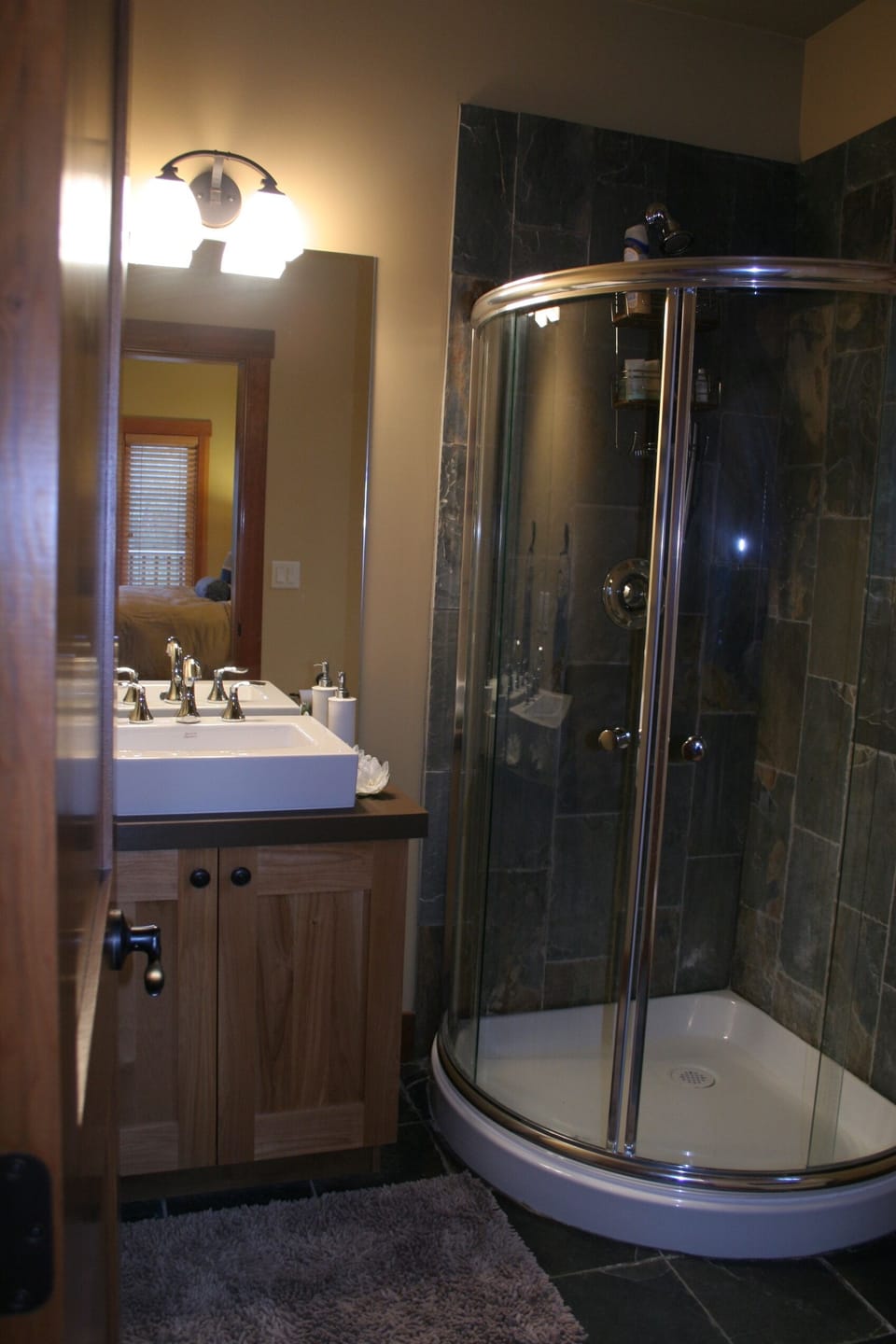 Main floor 2nd Master Ensuite