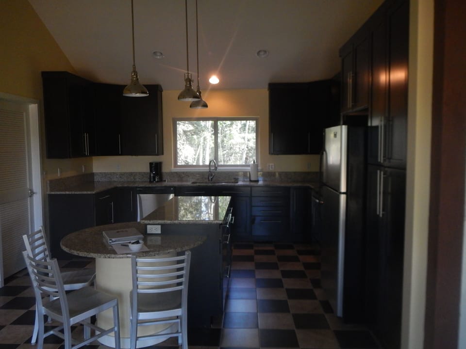 Full Size Kitchen