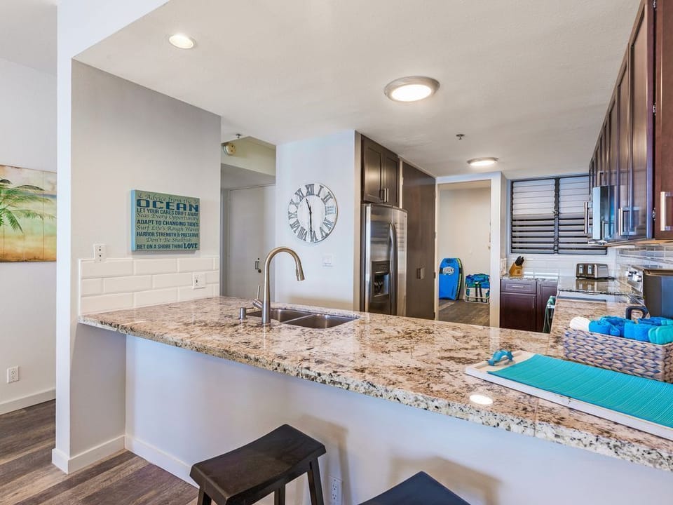 Breakfast bar seating