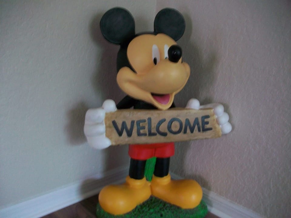 WELCOME TO OUR HOME!!!
