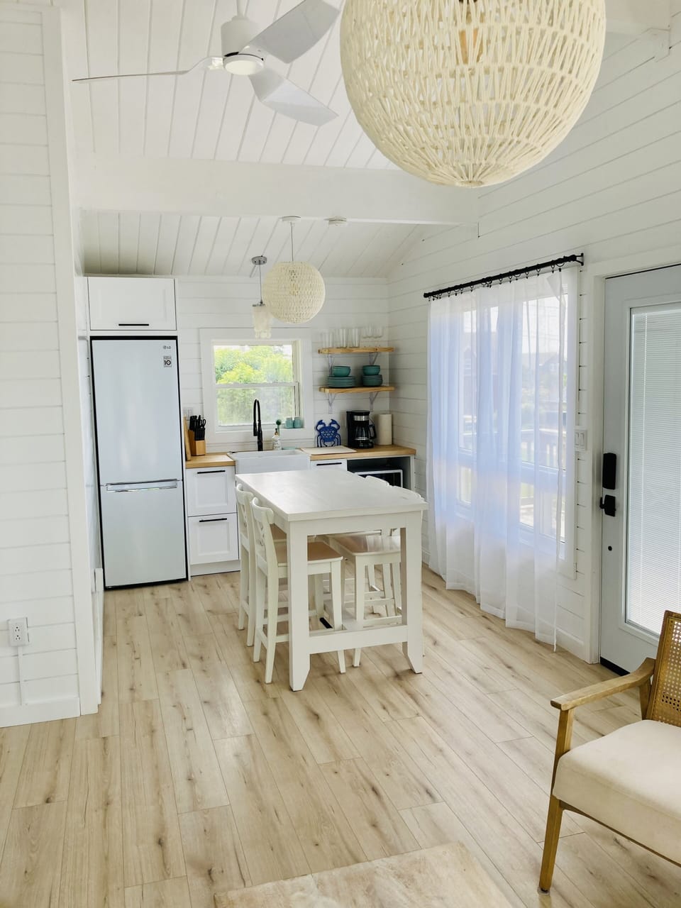 Adorable kitchen space