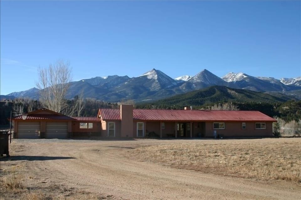 Ranch style home with amazing views