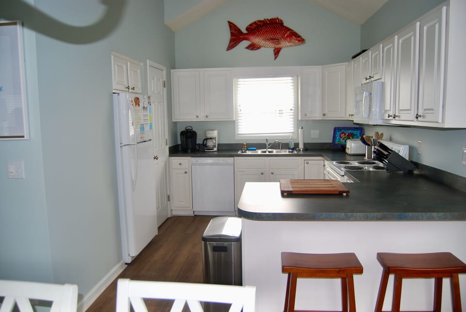 Fully Stocked Kitchen