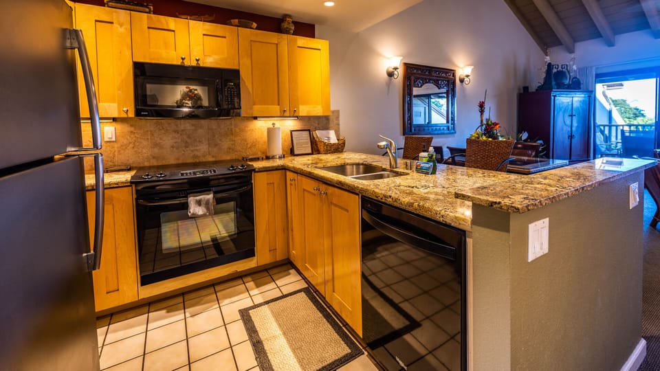 Kitchen-granite counters, Quaker cabinets
