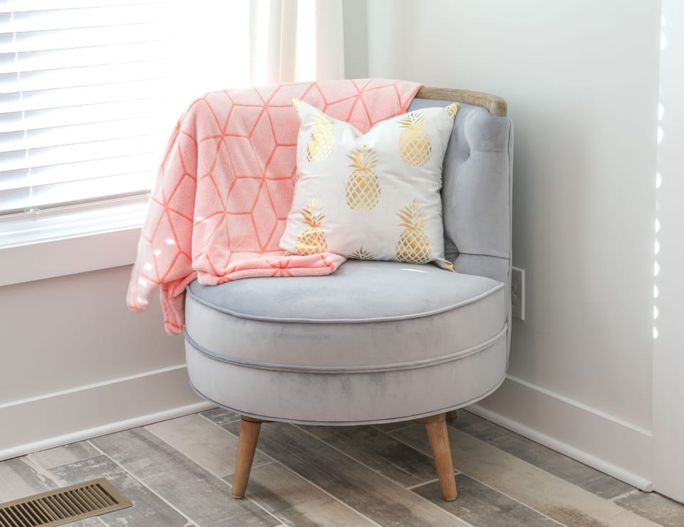 Main Floor King Room Chair