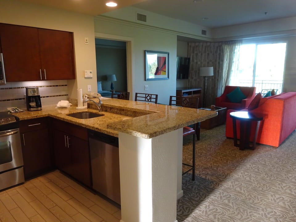 kitchen/living room