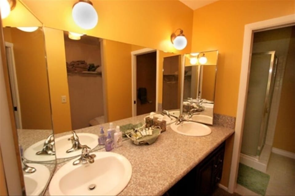 Master Bath-  spacious with two sinks