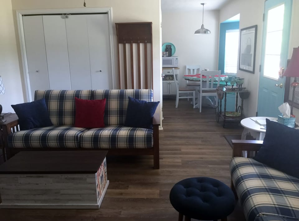 Easy living:  living, dining, and fully equipped kitchen
