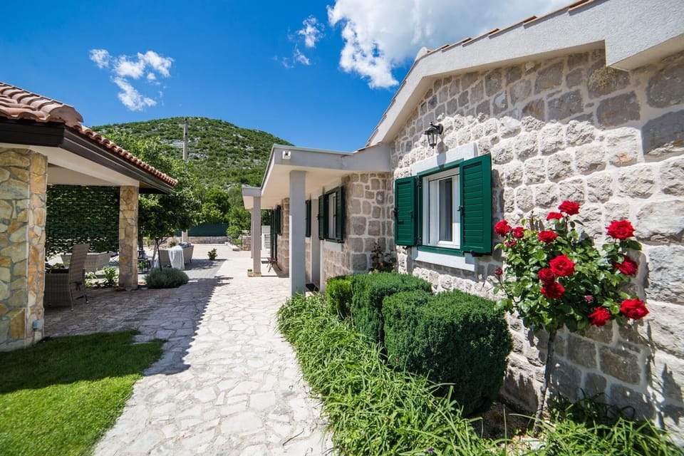 This exquisite retreat ensures absolute privacy and comfort for all guests