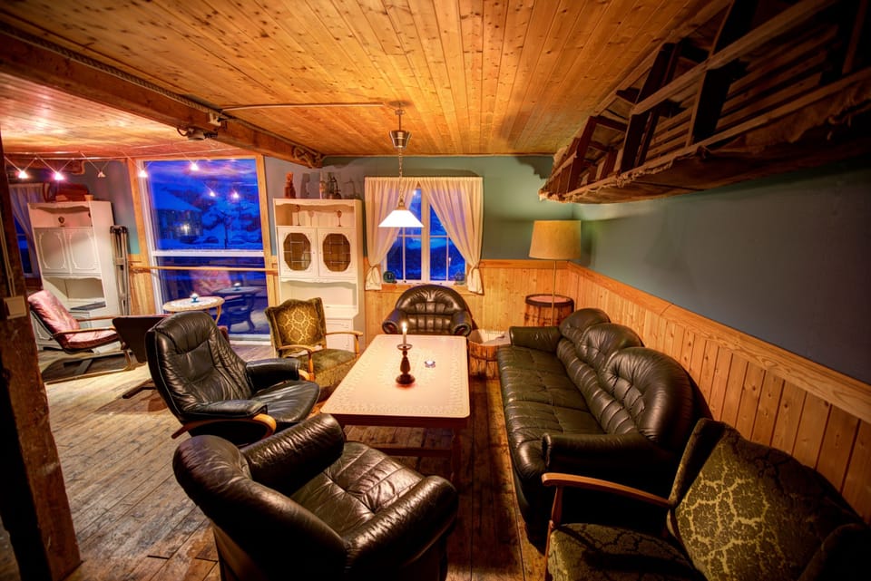 Holmvik Brygge Nyksund Bed and Breakfast in Nordland, Norway