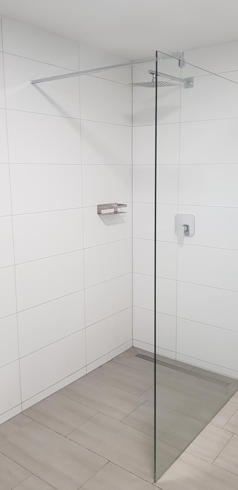 Shower, towels