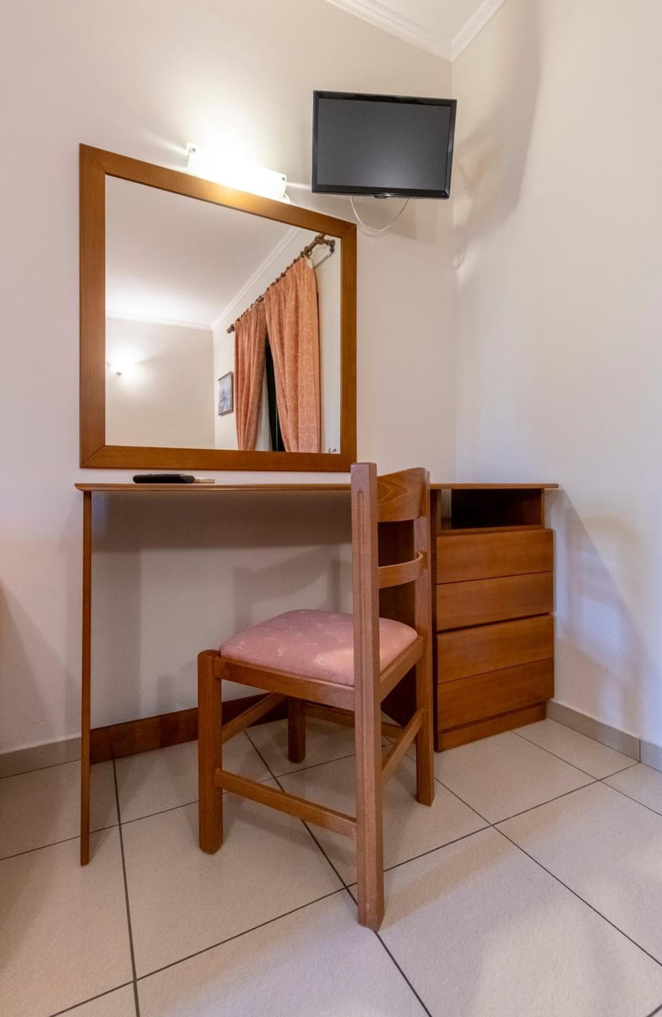 Soundproofing, iron/ironing board, free WiFi, bed sheets