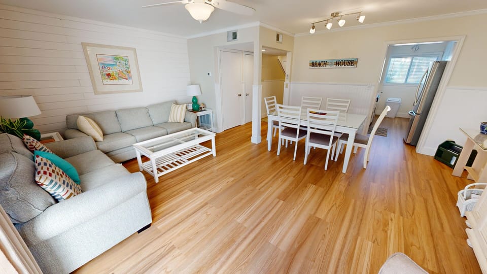 Townhome, 3 Bedrooms | Living area | 30-inch TV with cable/satellite channels