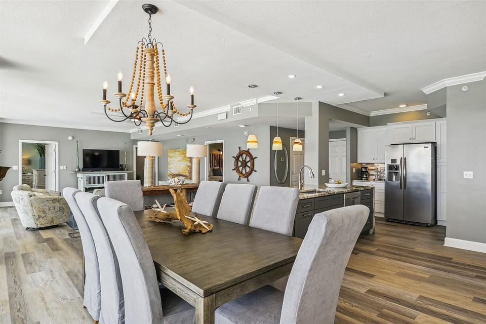 Condo, 3 Bedrooms | Dining
