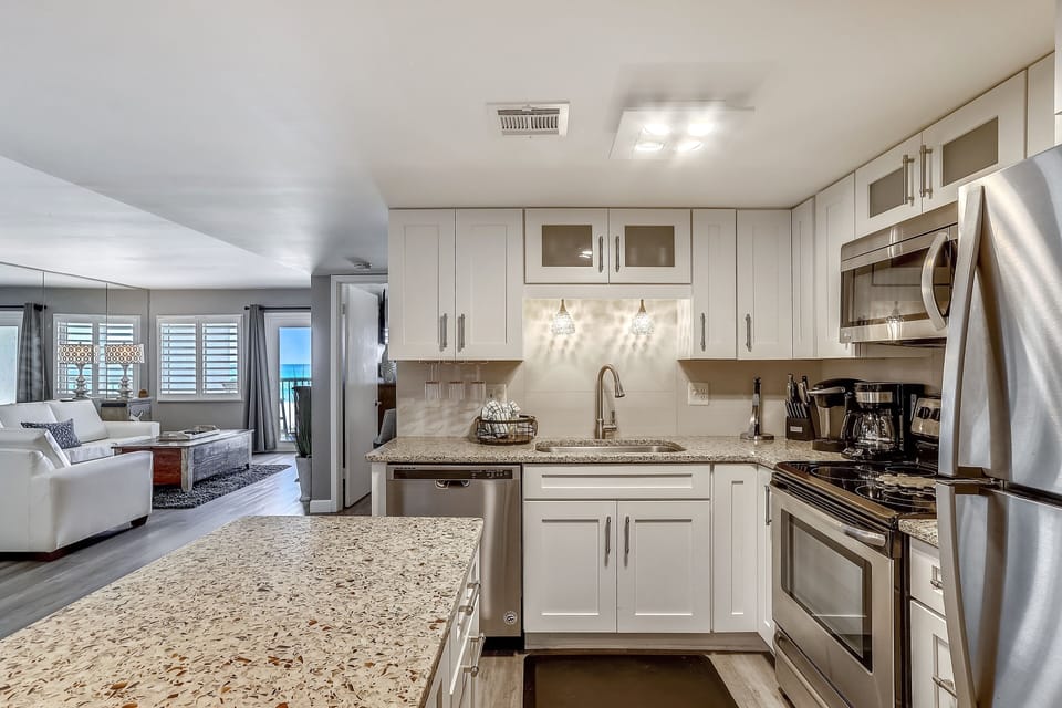 Condo, 2 Bedrooms | Private kitchen | Coffee/tea maker, fridge, oven, toaster
