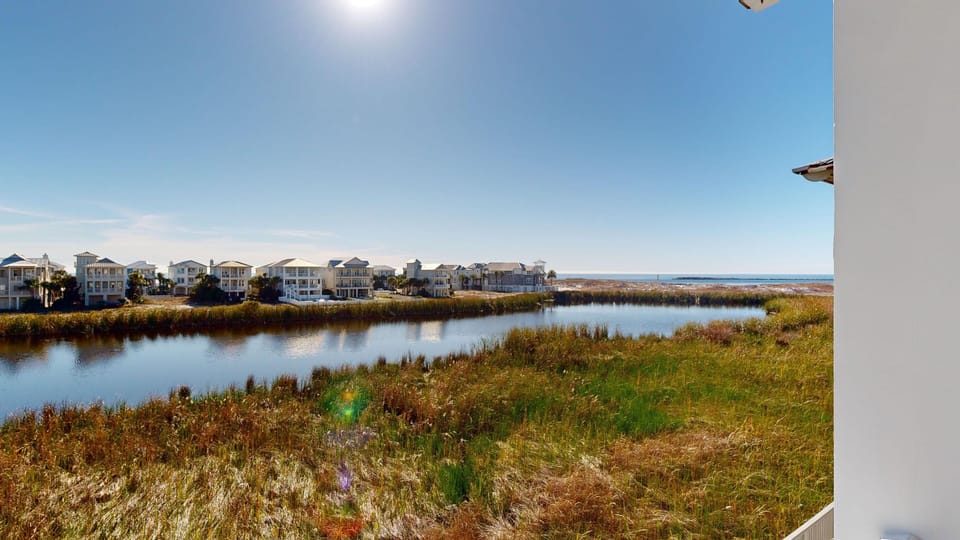 House, 4 Bedrooms | View from property