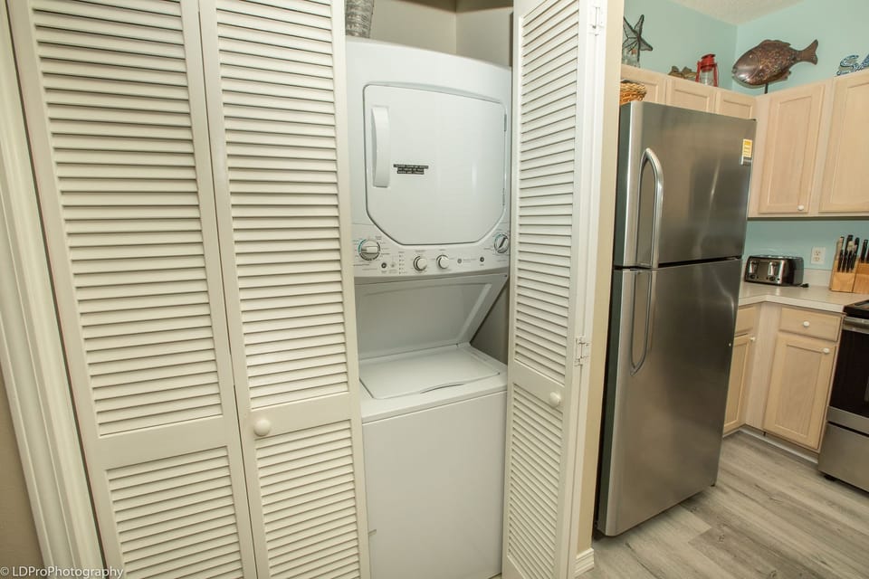 Condo, 2 Bedrooms | Laundry