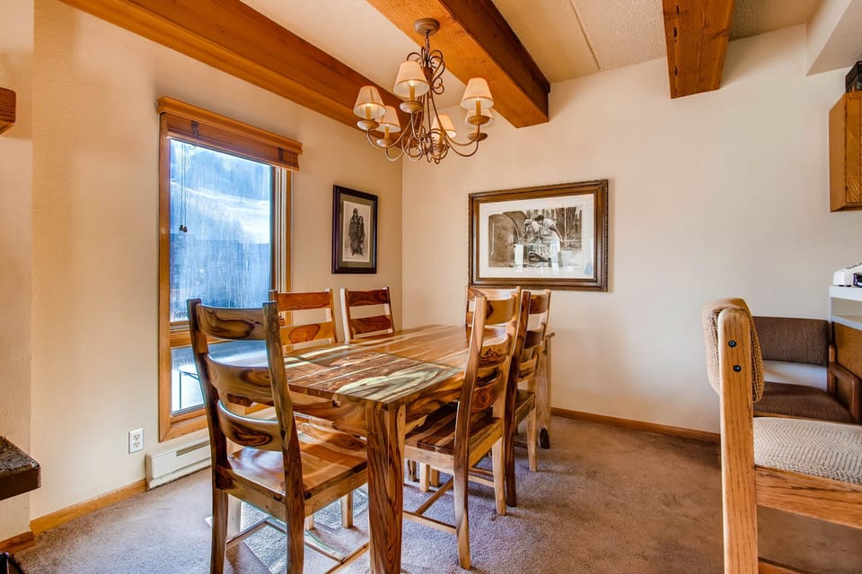 Condo, 2 Bedrooms | Private kitchen | Coffee/tea maker, oven