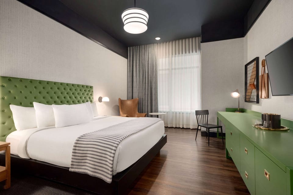Premium bedding, pillowtop beds, in-room safe, desk