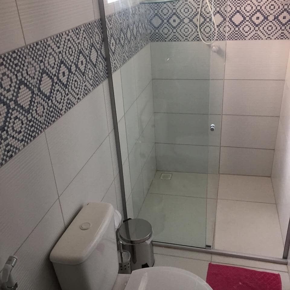 Standard Double or Twin Room | Bathroom | Shower, hair dryer, towels