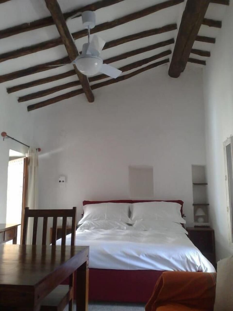 Quadruple Room | Desk, blackout drapes, soundproofing, rollaway beds