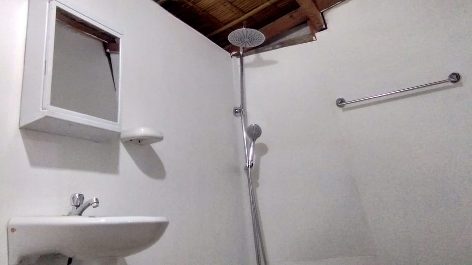 Big Beach Cabana | Bathroom shower