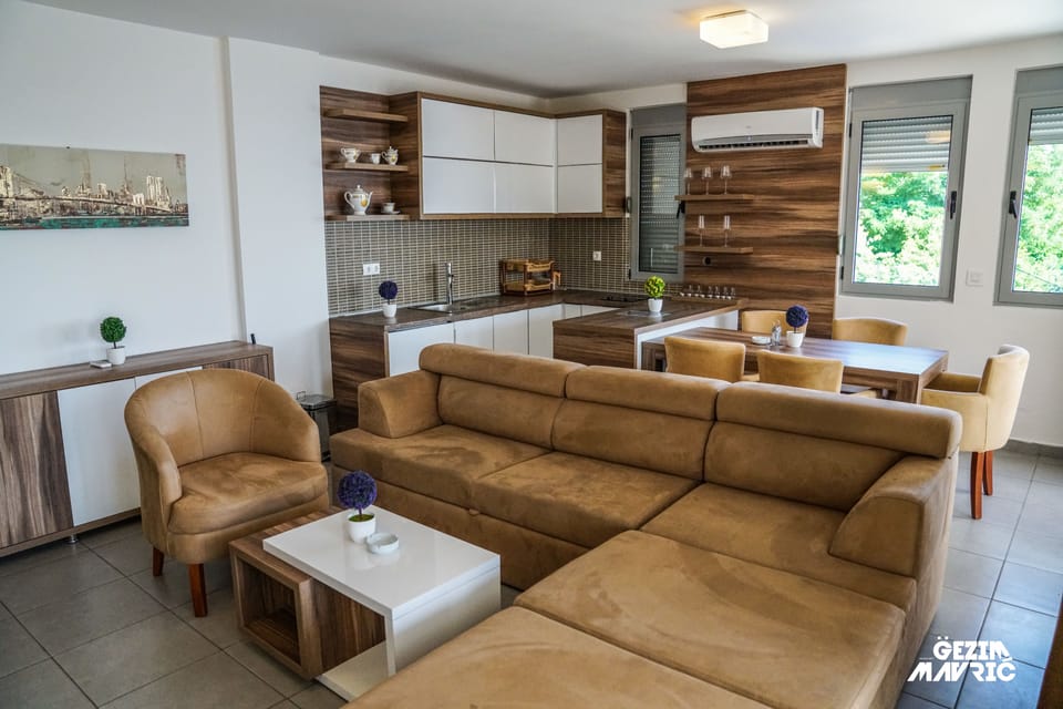 Comfort Suite, 2 Bedrooms, Balcony, Sea View | Private kitchen | Fridge, stovetop, electric kettle