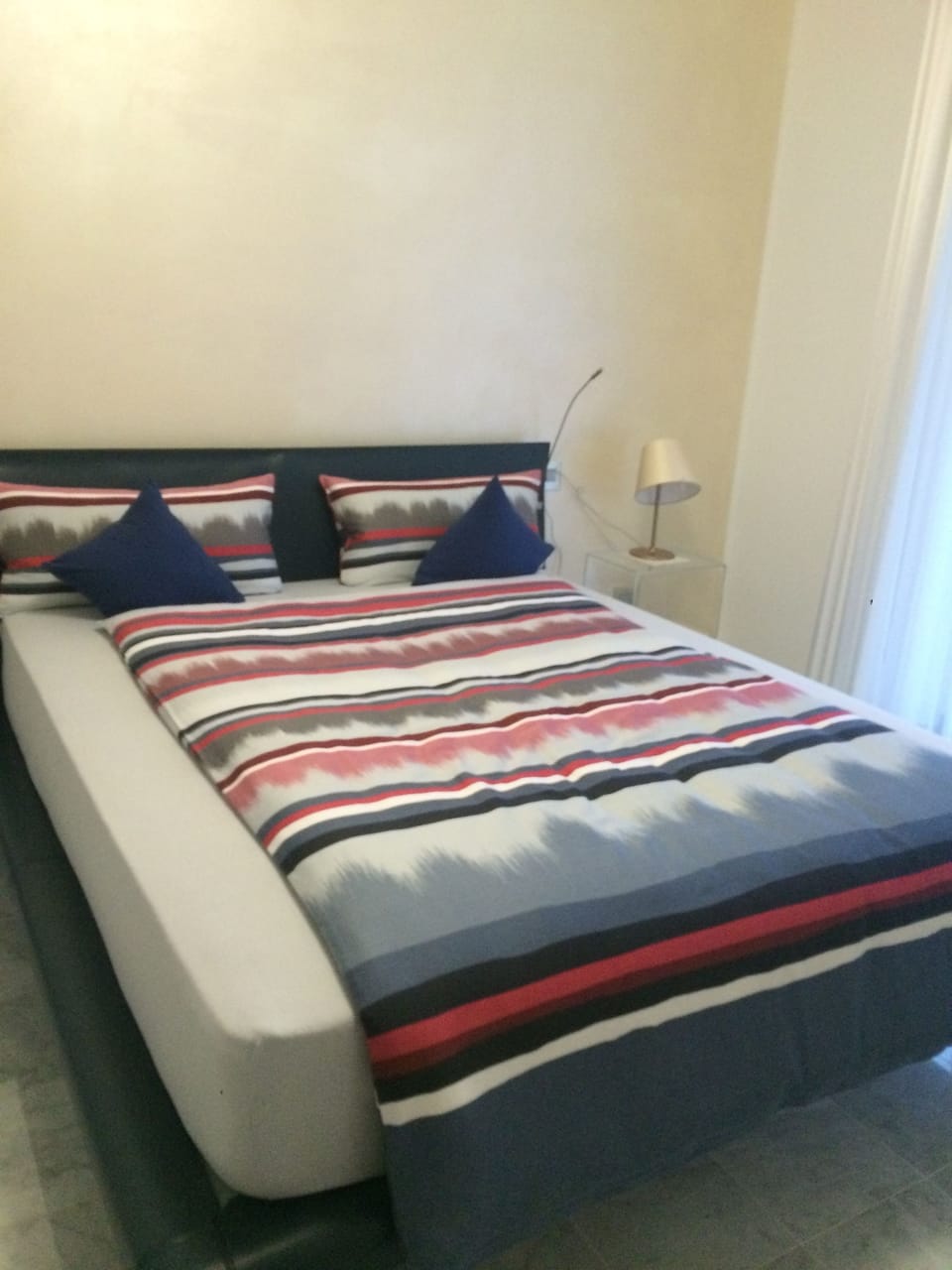 Deluxe Double Room, Non Smoking | Egyptian cotton sheets, premium bedding, minibar, in-room safe