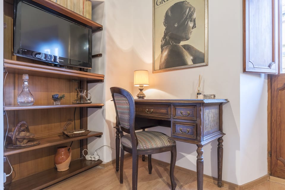 Apartment, 1 Bedroom | Room amenity