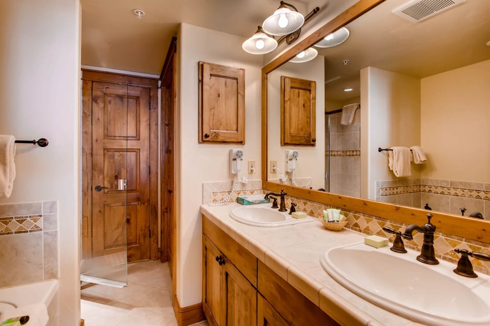 Black Bear3Br 3Ba BB103 - CBBI - No Cleaning Fee! by RedAwning Apartment in Colorado