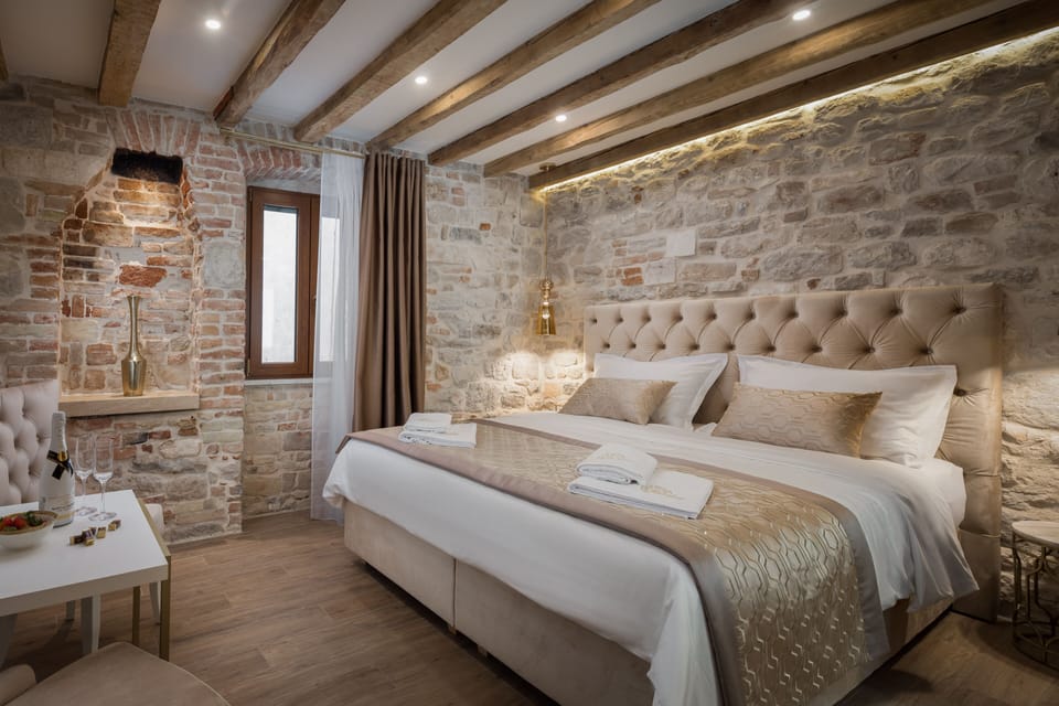 Deluxe Double Room | Premium bedding, memory foam beds, minibar, in-room safe