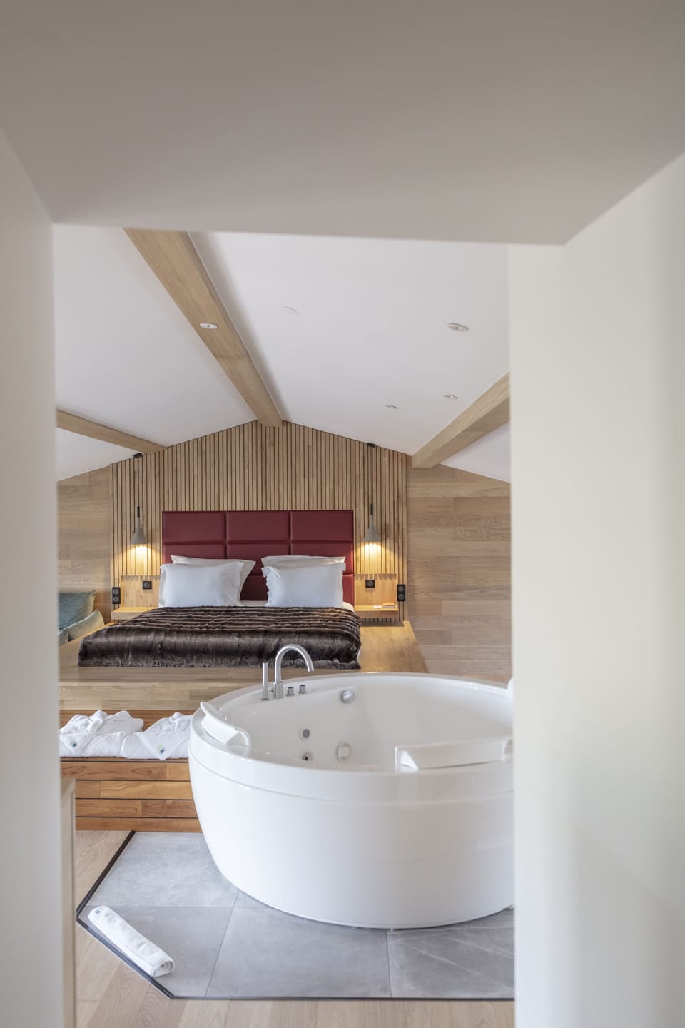 Suite deluxe, vue panoramique et baignoire spa (Saphir) | Premium bedding, minibar, in-room safe, desk